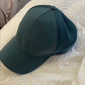Lululemon hat